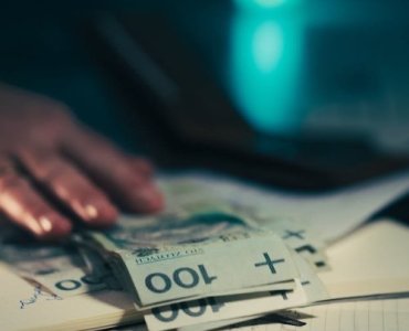 Nadpłacaj mądrze: złota kolejność, dzięki której długi topnieją najszybciej