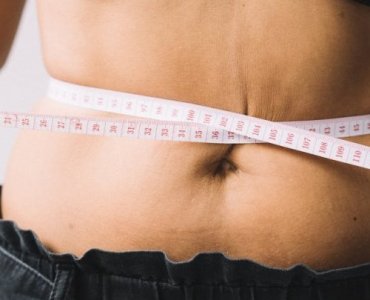 Naturalna metamorfoza sylwetki: jak krok po kroku zmienić skład ciała — bez ekstremalnych diet