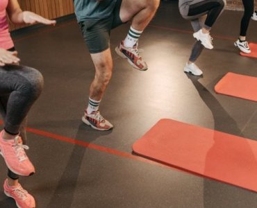 Tabata w przerwie na kawę: ekspresowy trening dla zabieganych