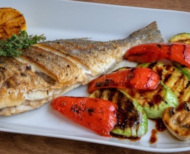 Lekki obiad z piekarnika: aromatyczne ryby, które zrobisz w 20 minut